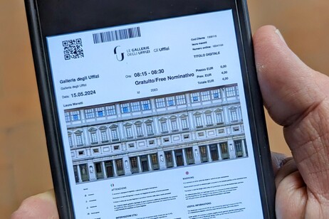 Agli Uffizi inizia l'era del biglietto digitale, si entra col codice Qr