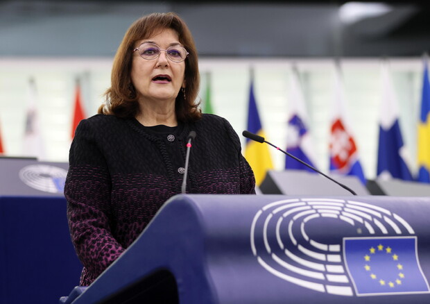 La vicepresidente della Commissione Ue, Dubravka Suica (foto: EPA)
