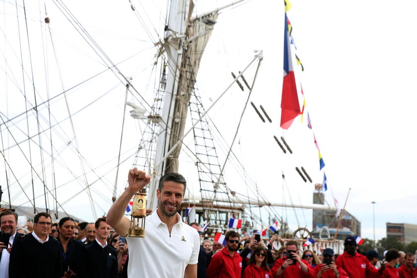 Il vascello Belem che porterà la fiamma olimpica dalla Grecia alla Francia
