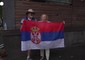 'Liberta' per Djokovic!', l'urlo dei sostenitori radunati fuori dall'hotel a Melbourne © ANSA