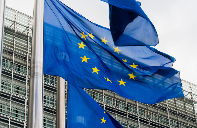 EU flag bandiera europea berlaymont europa ue - fonte: EC - RIPRODUZIONE RISERVATA