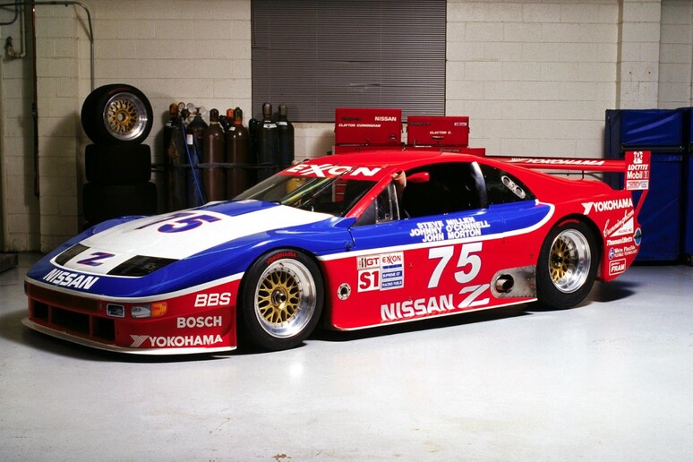 Nissan, all 	'asta una 300ZX del 1990 in gara nella IMSA GTO - RIPRODUZIONE RISERVATA