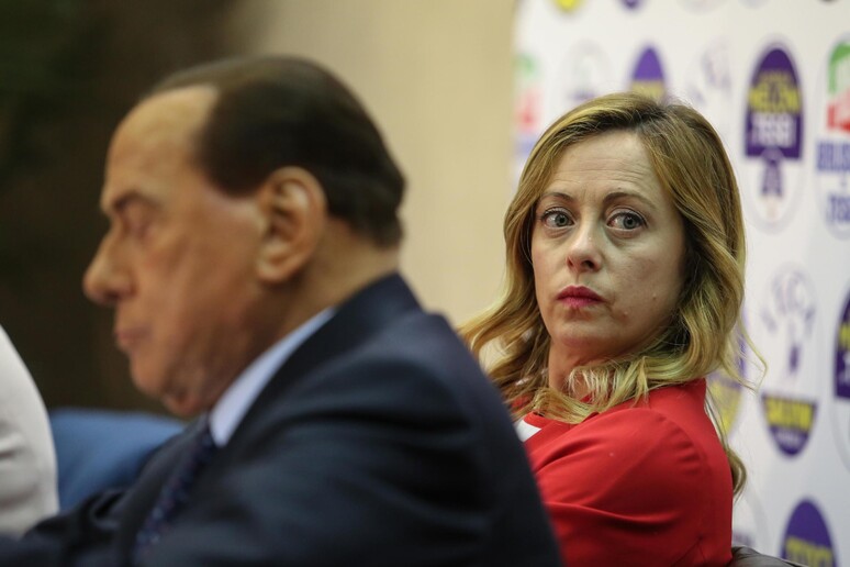 Giorgia Meloni e Silvio Berlusconi in una foto d 'archivio - RIPRODUZIONE RISERVATA
