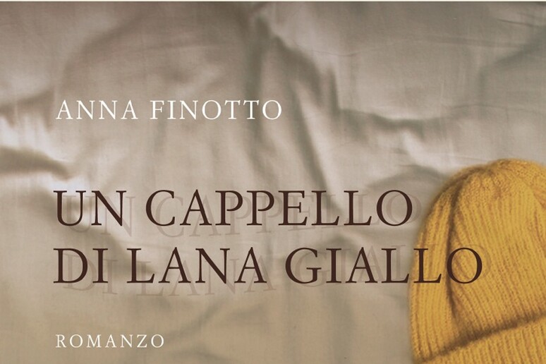 Anna Finotto, Un cappello di lana giallo - RIPRODUZIONE RISERVATA
